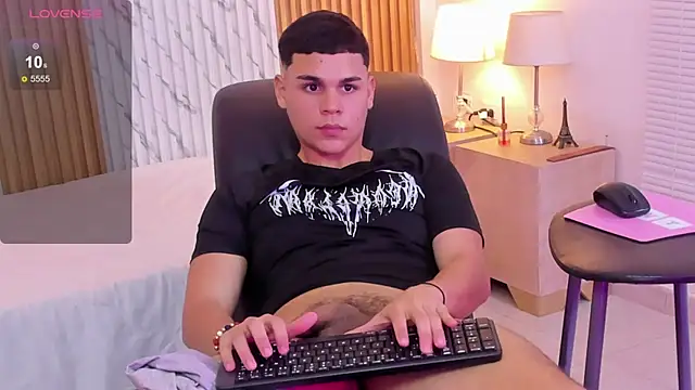 james_jonnes's cam snapshot