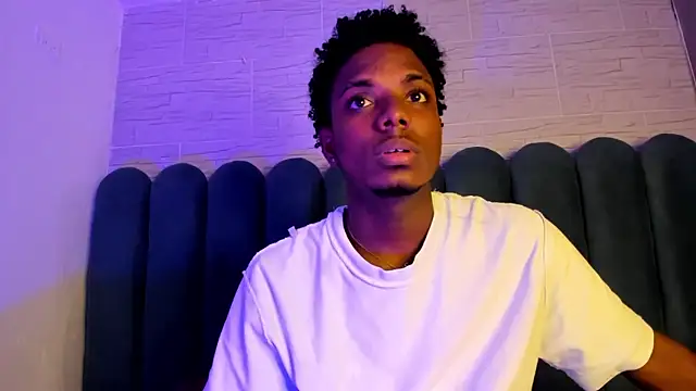 Amare_25's cam snapshot