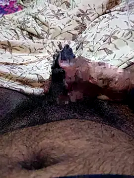 Naughtyforpussy's cam snapshot