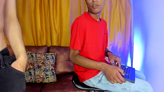 Suckdream1's cam snapshot