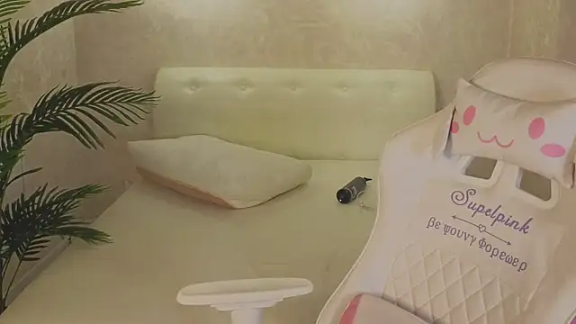 kianawhite's cam snapshot