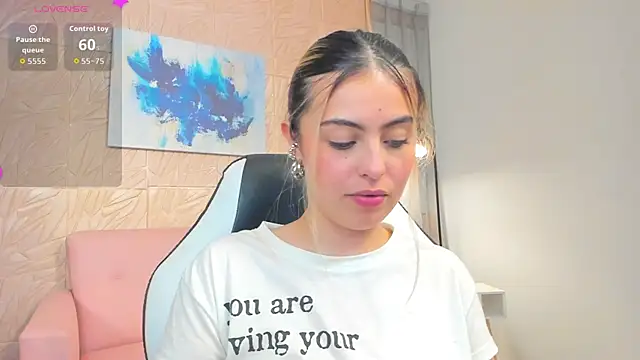 magic_fernanda's cam snapshot