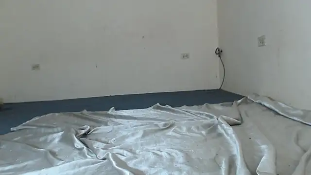 BlondZilla's cam snapshot