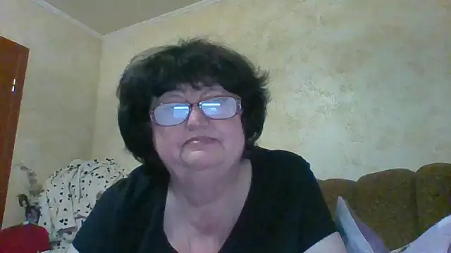 MilaSky5303's cam snapshot