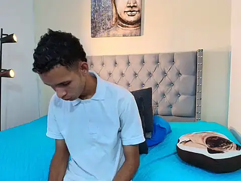 tonny_23cm_'s cam snapshot