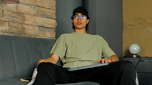 JoshRashfordd's cam snapshot