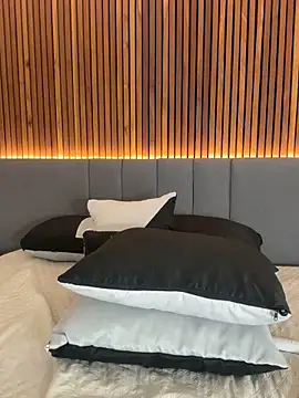 EmiilyAdams_ live sex cam