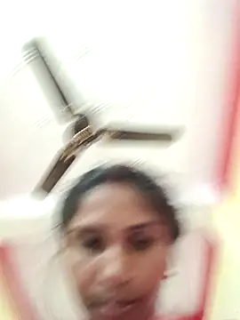 Veshali_Love143's cam snapshot