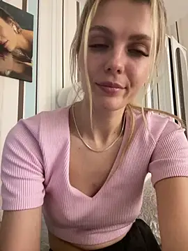 My_Hotgirl's cam snapshot