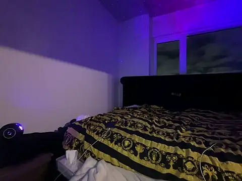 yourgoddessangela's cam snapshot