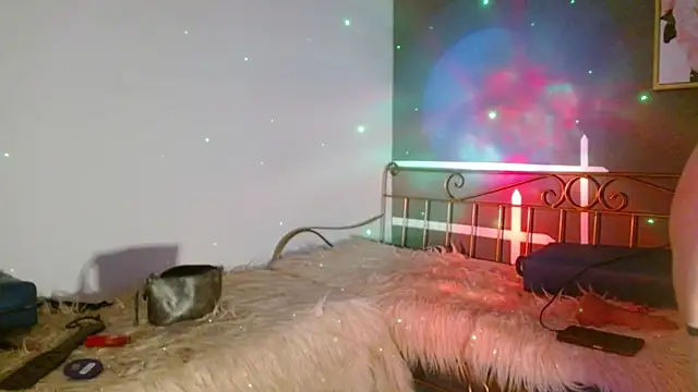 Ey_im_simone's cam snapshot