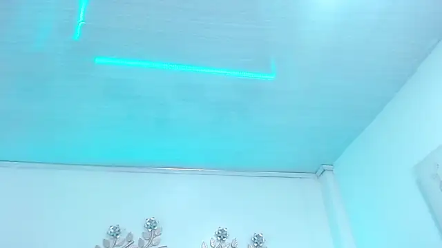 candy_lux_'s cam snapshot