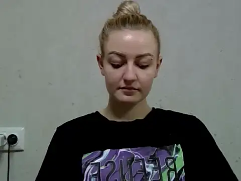 KelGrov2's cam snapshot