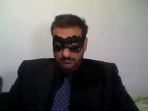 Italian_dark_desire's cam snapshot