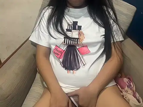 asian-doll live sex cam