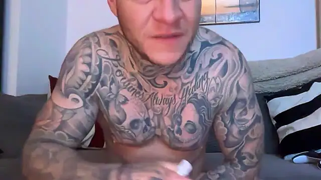 TeasySam's cam snapshot