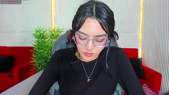 AzuraKindong's cam snapshot