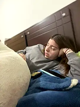 Cloew_Marz's cam snapshot