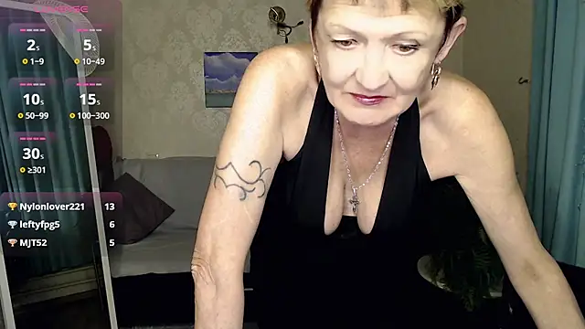 SexyGrandma_'s cam snapshot