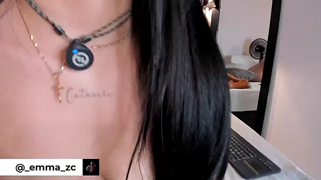 Emmazc_'s cam snapshot