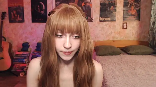 Friendly_Ellie's cam snapshot