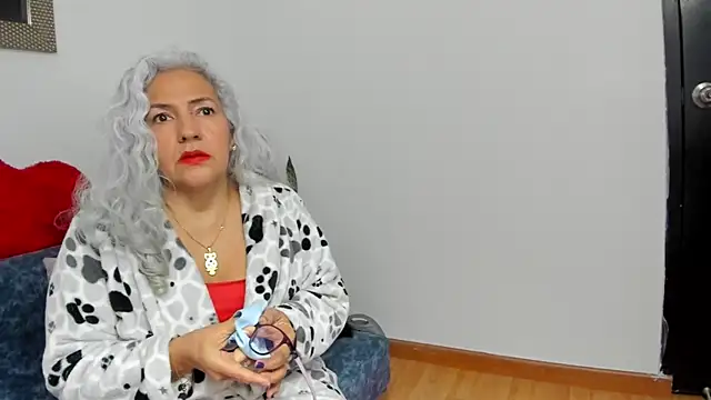 marilyn70's cam snapshot