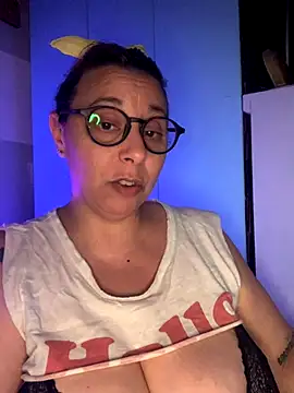 LupitaHaze's cam snapshot