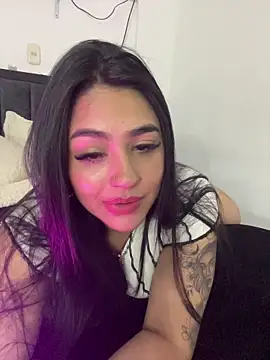 Charlotte_cutt18's cam snapshot