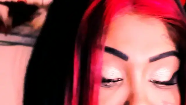 indian_dreamgirl's cam snapshot