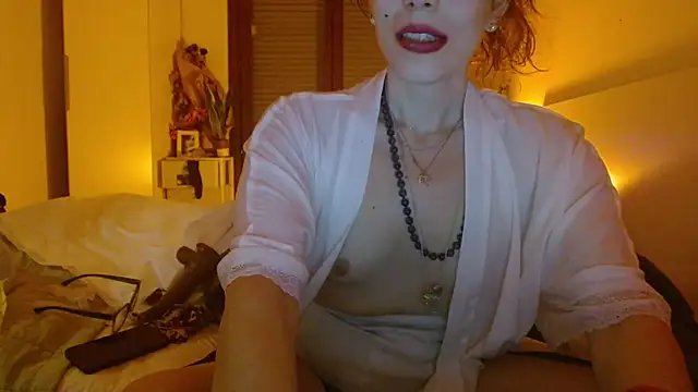 Regina_5's cam snapshot