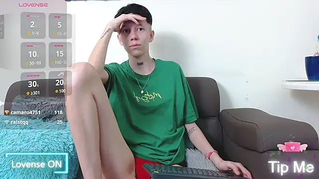 LiamBrown09's cam snapshot