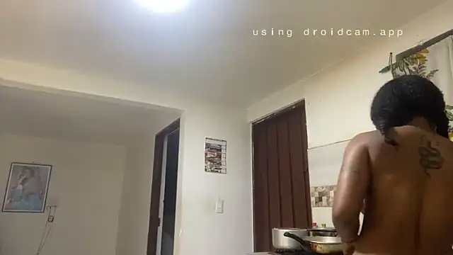 kelly_thomson's cam snapshot