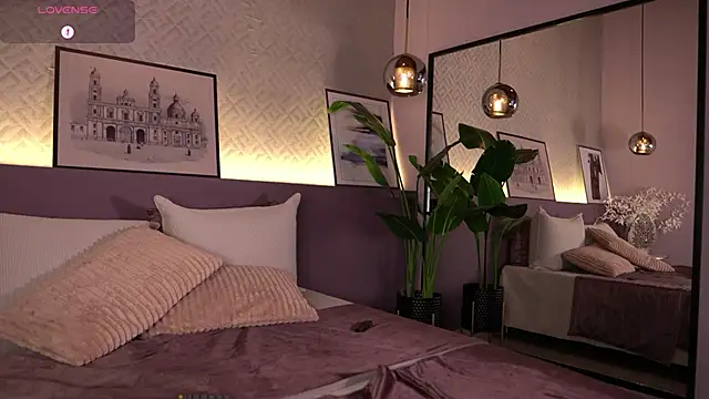 ElleDiane live sex cam