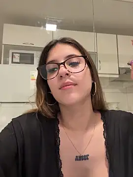 Lolykush live sex cam