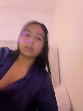 aly_nicols's cam snapshot