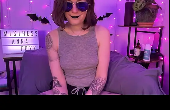 mistressannafoxx's cam snapshot