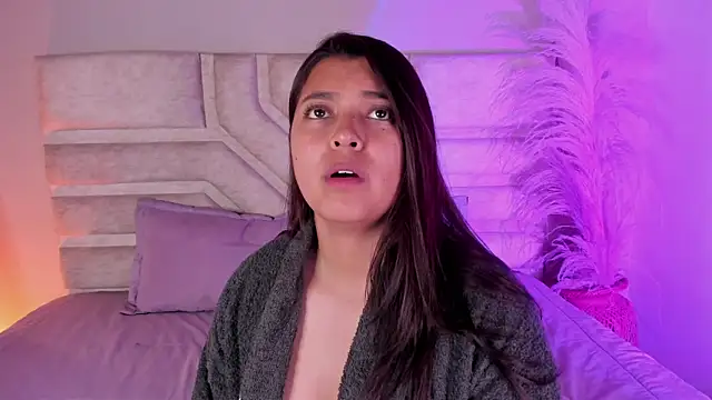 Rebeca_Williams_'s cam snapshot