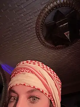 Queentaraf999's cam snapshot