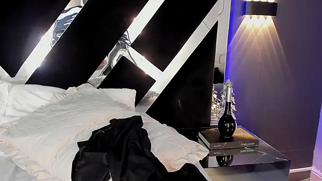 Susa1userma_'s cam snapshot