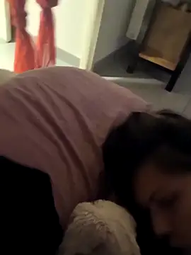 LadySaraah34's cam snapshot