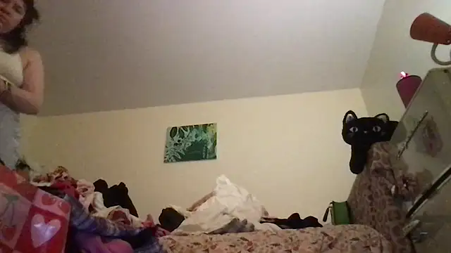 HYPHYtype's cam snapshot