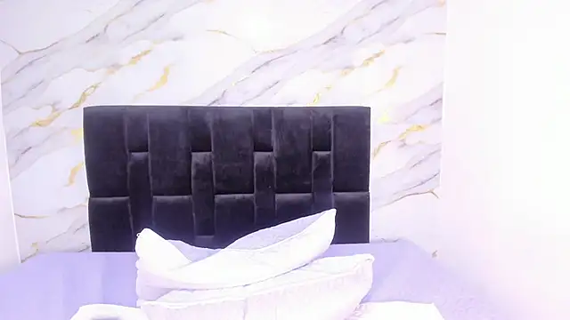 emmma_moon's cam snapshot