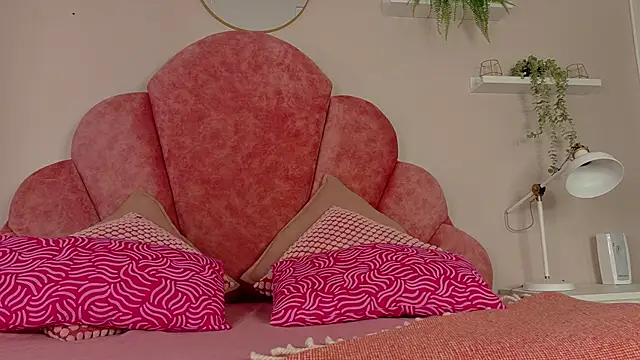 NicoletCherry__'s cam snapshot