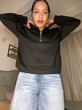 Yasmin777_'s cam snapshot