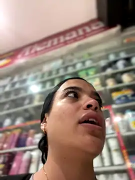 JuanitaMore01's cam snapshot