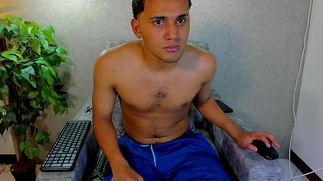 ryan_williams23's cam snapshot