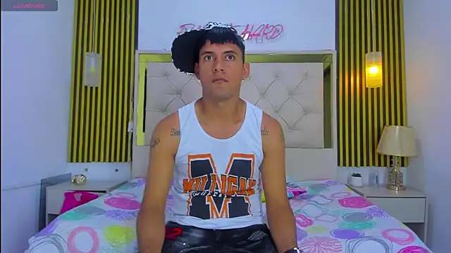 KEVIN_MCKINLEY's cam snapshot