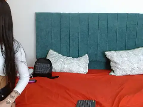 with_love_Anna's cam snapshot