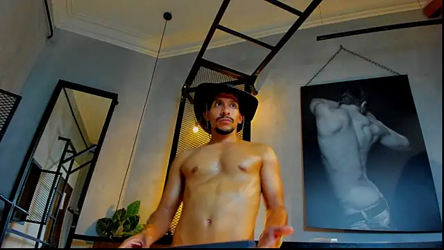 DylanRay_18's cam snapshot