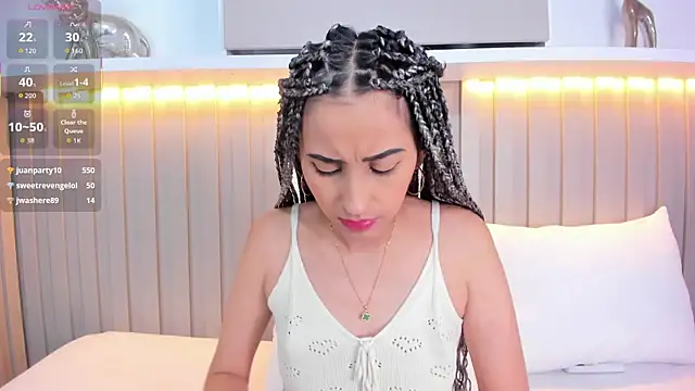 violett_rabbit_'s cam snapshot